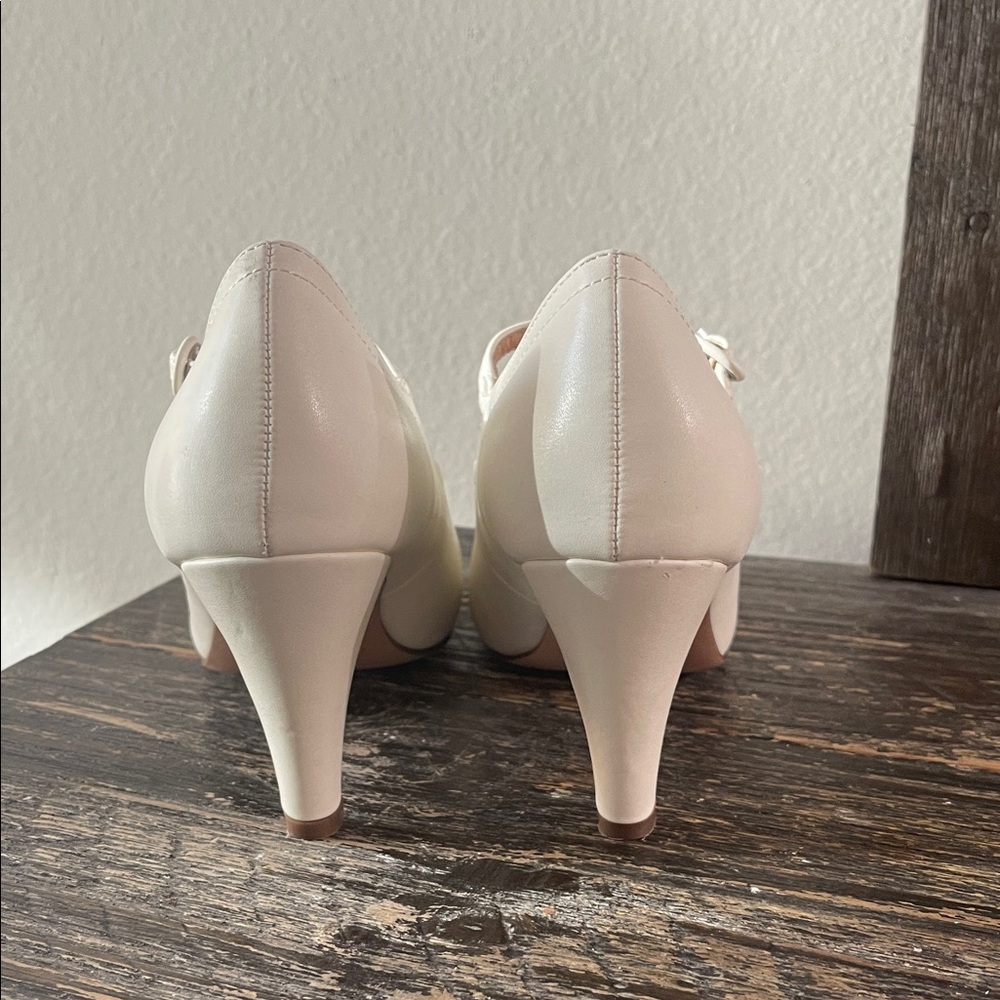 Chase and Chloe comfort, Chic White Mary Jane Heels - Picture 4 of 7